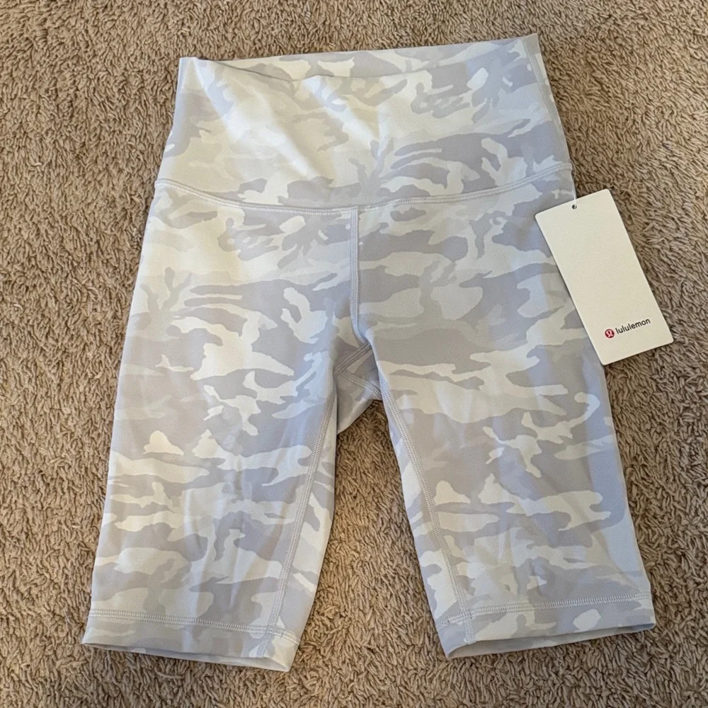 lululemon athletica Wunder Under HR Short 10” - Picture 1 of 3